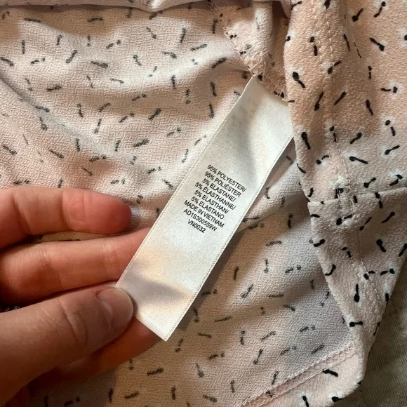 Pink ruffled blouse - Picture 6 of 6